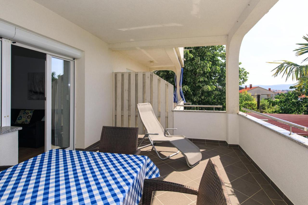 Apartments Oleander คิร์ก ภายนอก รูปภาพ
