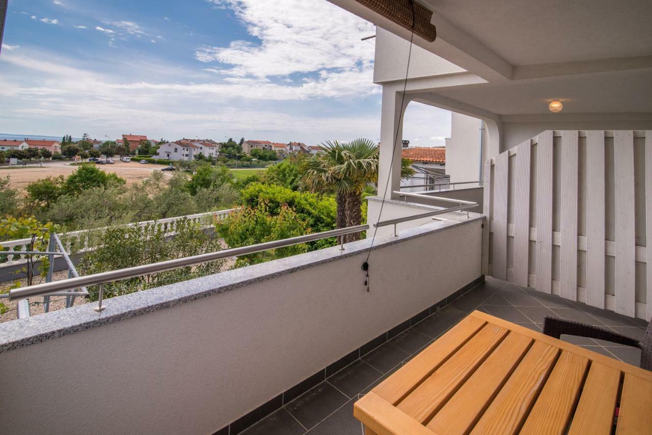 Apartments Oleander คิร์ก ภายนอก รูปภาพ
